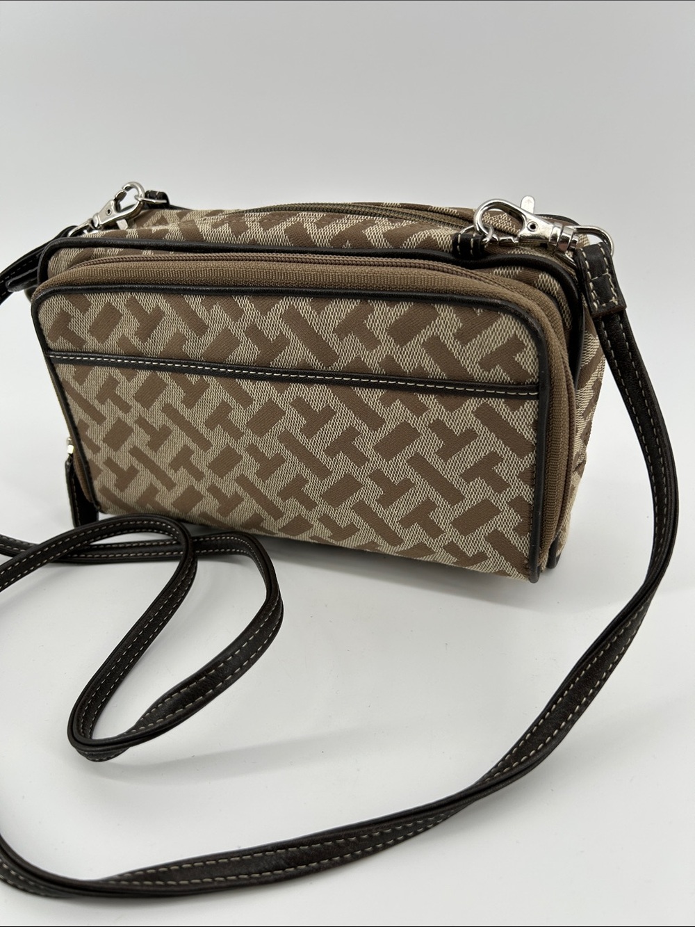 Talbots Everyday Travelers wallet, checkbook holder all in oneCrossbody Bag